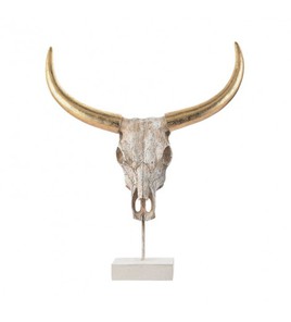 Friday Favorites. home decor ideas, modern decor, leather arm chair, oil paiting print, candle holders, pillows chandlier