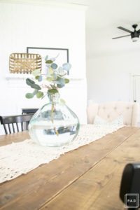 One mindblowing decorating tip that will change the way you decorate forever! This trick completely changed how I approach decorating and gave me a much clearer picture of what I wanted for the space. Home decorating doesn't have to be hard and this tip will help you narrow things down when it comes to home decor.